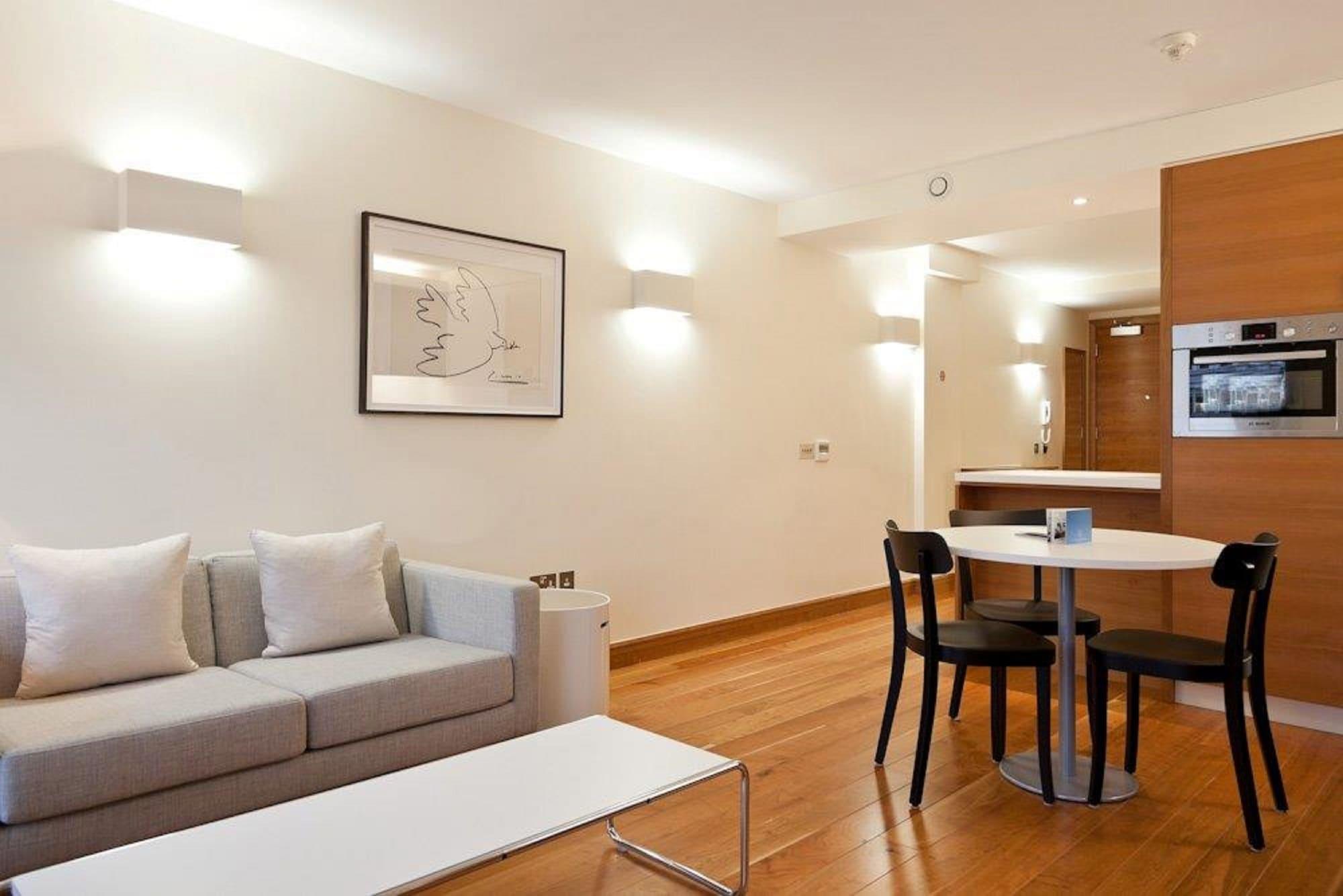 Master Farringdon Londres Exterior foto